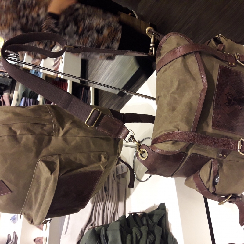 Lona para bolsas, mochilas e acessórios.